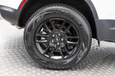 2025 Land Rover Defender S