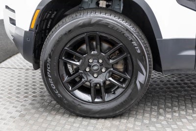 2025 Land Rover Defender S