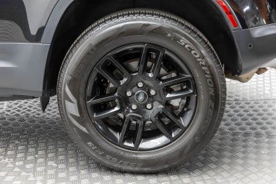 2025 Land Rover Defender S