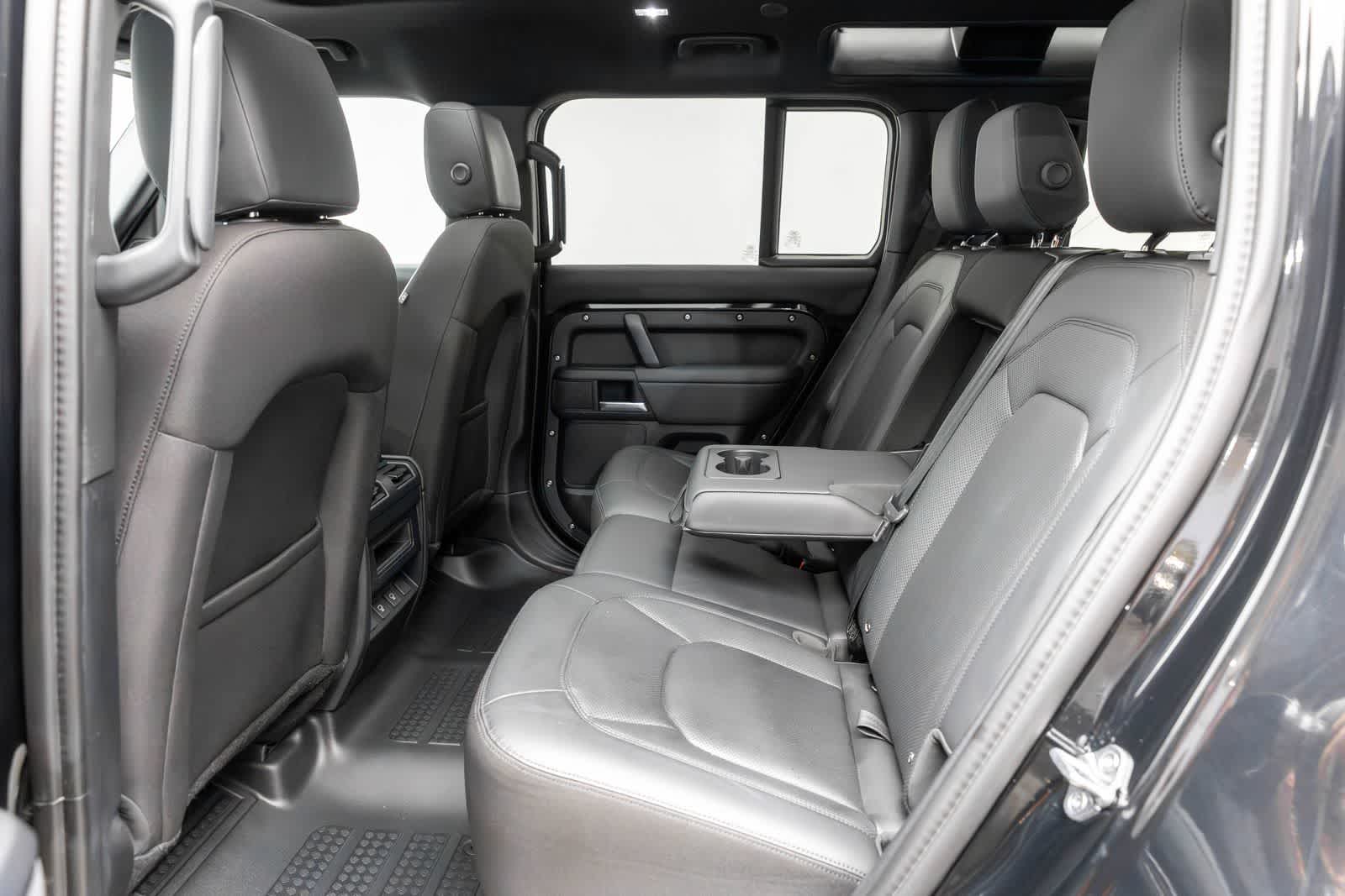 2025 Land Rover Defender S