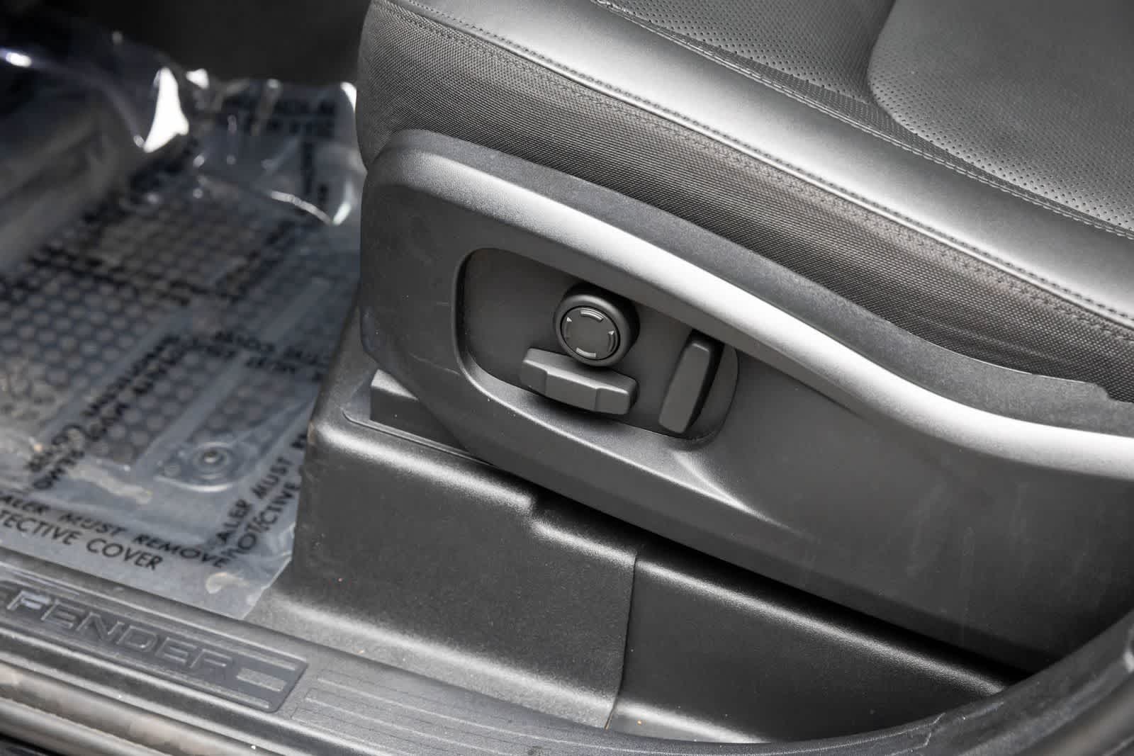 2025 Land Rover Defender S