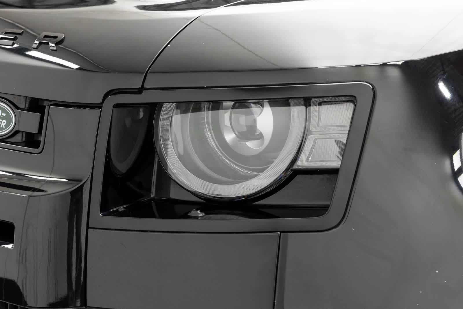 2025 Land Rover Defender S