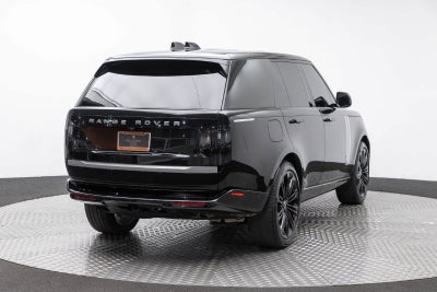 2025 Land Rover Range Rover SV