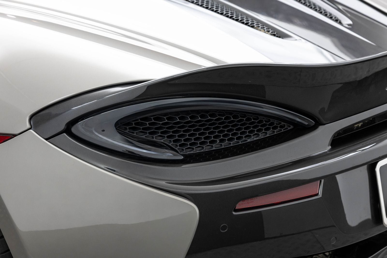 2017 McLaren 570S Coupe