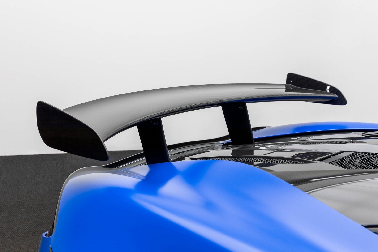 2020 McLaren 620 Base