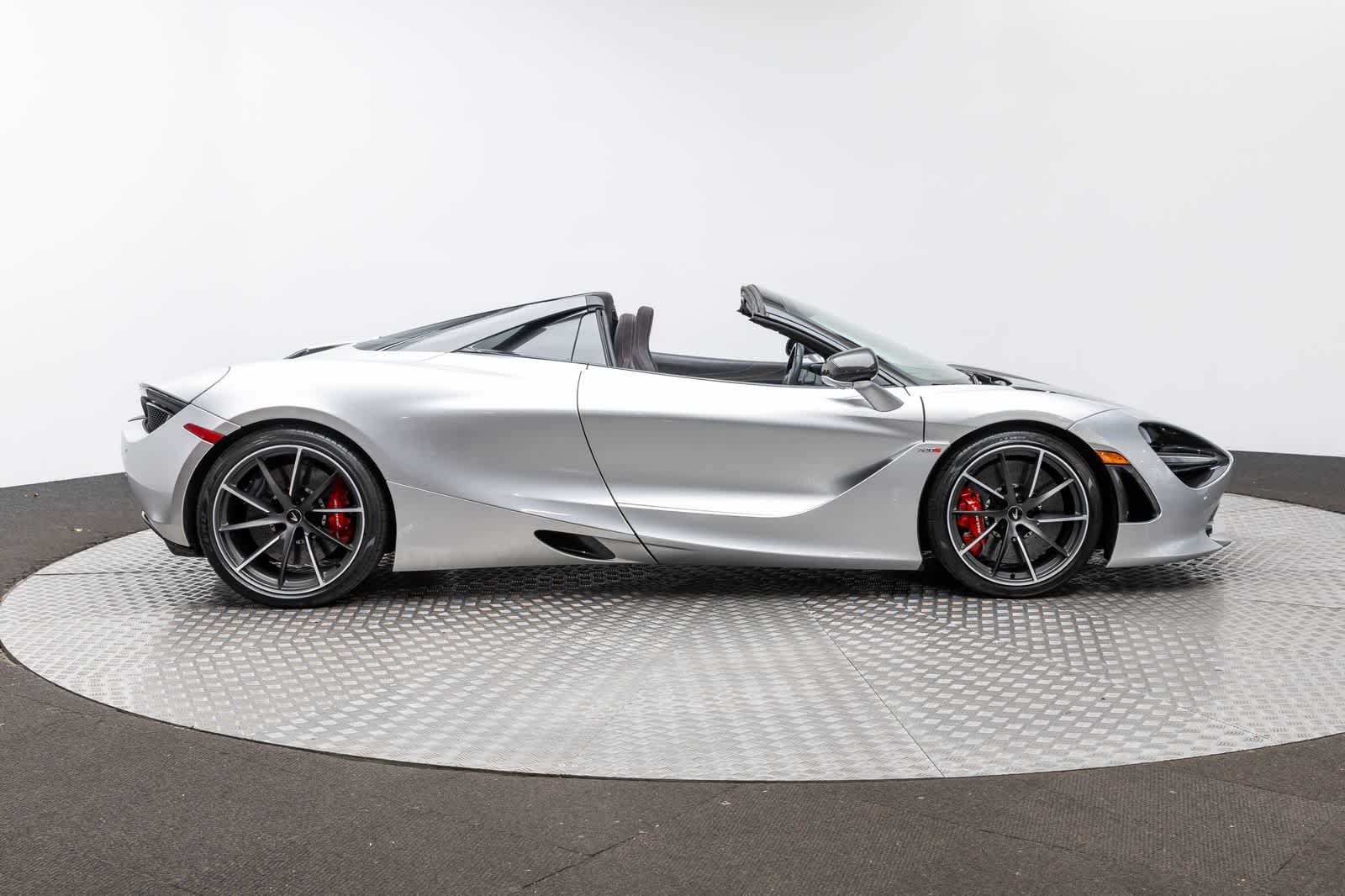 2022 McLaren 720S Spider
