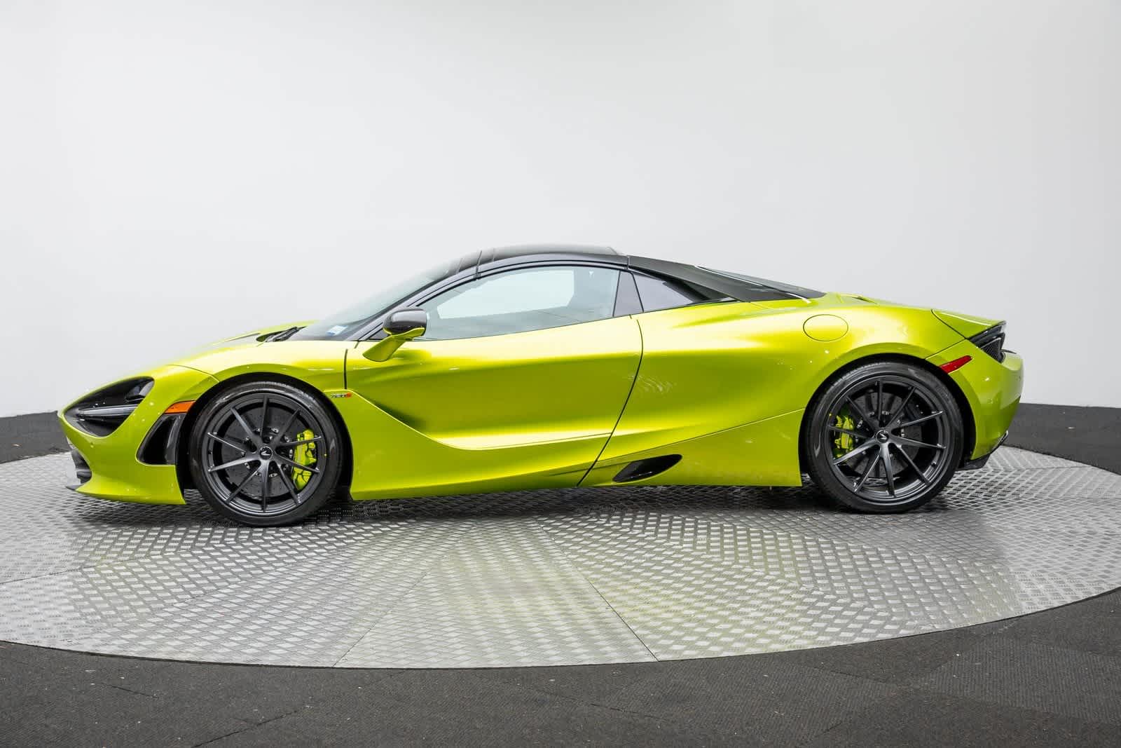 2023 McLaren 720S Spider
