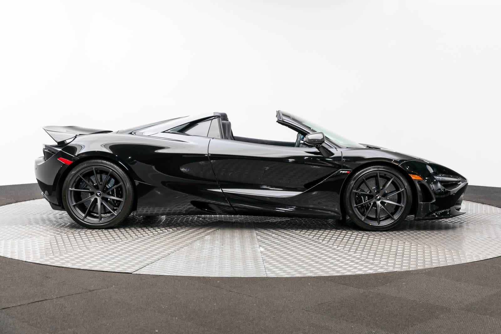 2023 McLaren 720S Spider