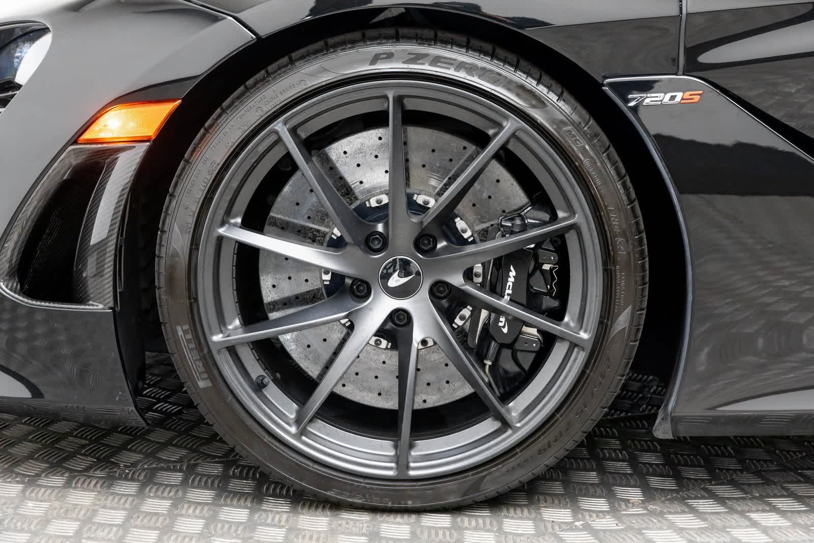 2023 McLaren 720S Spider