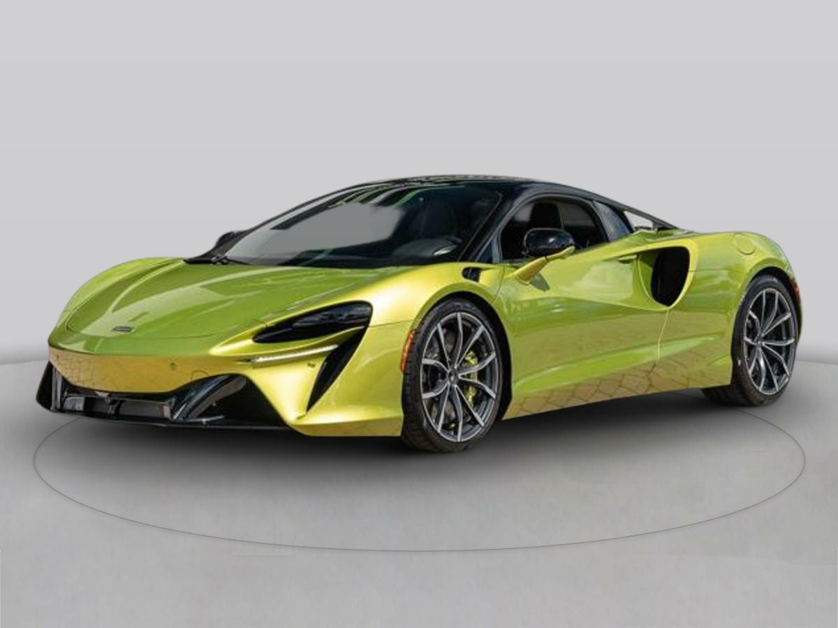 2023 McLaren Artura Coupe