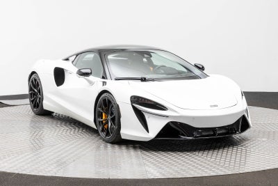 2023 McLaren Artura Coupe
