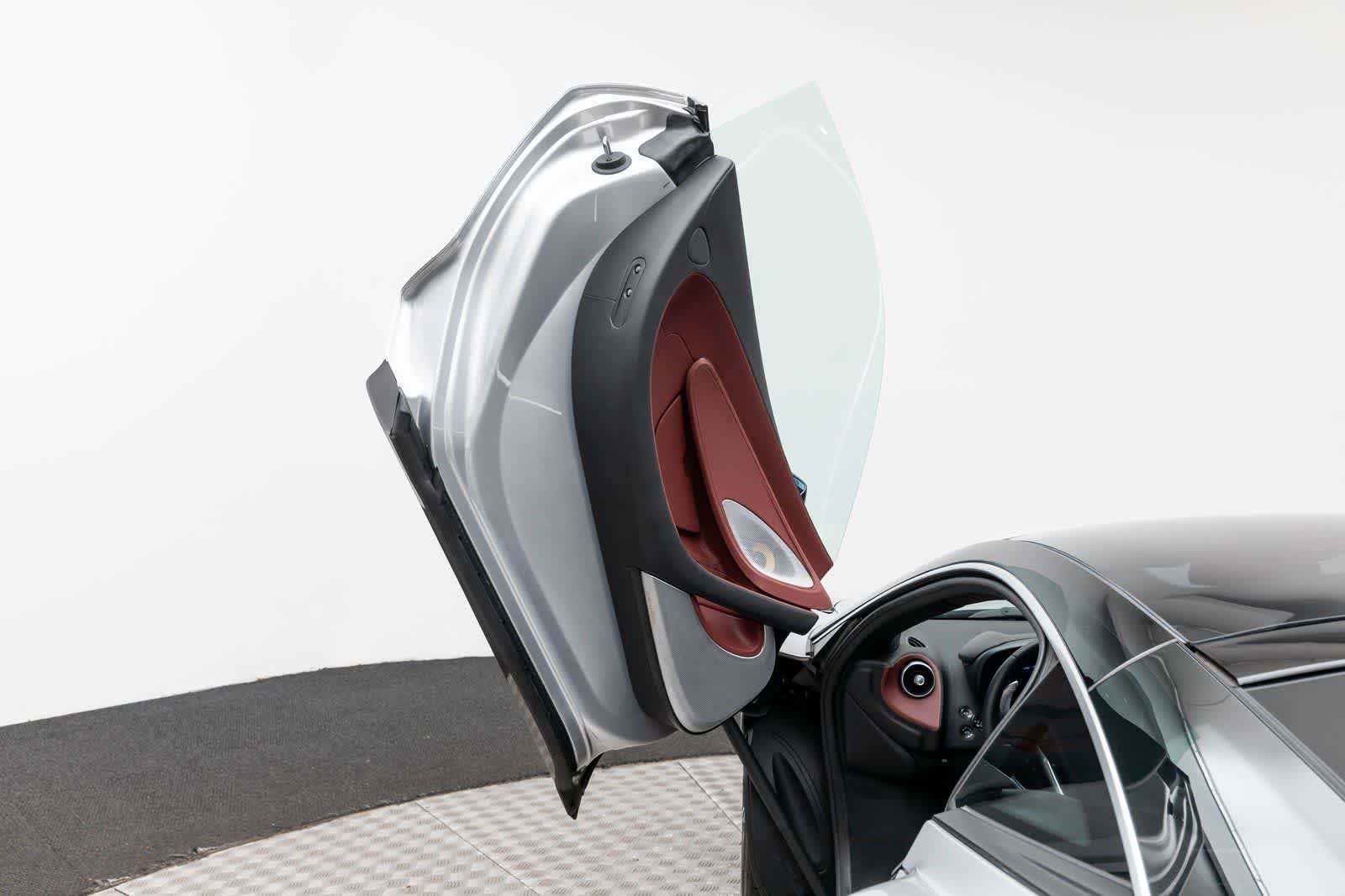 2025 McLaren GTS Coupe