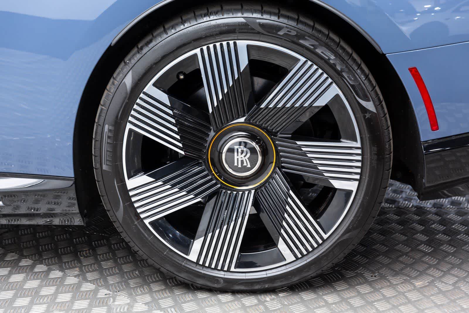 2024 Rolls-Royce Spectre Coupe