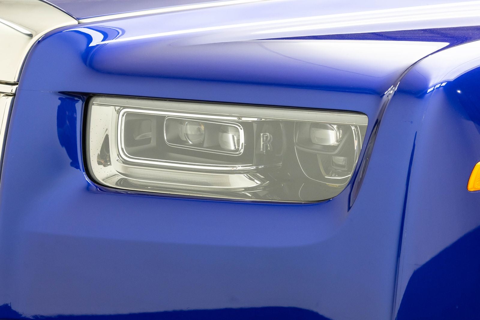 2023 Rolls-Royce Phantom Sedan