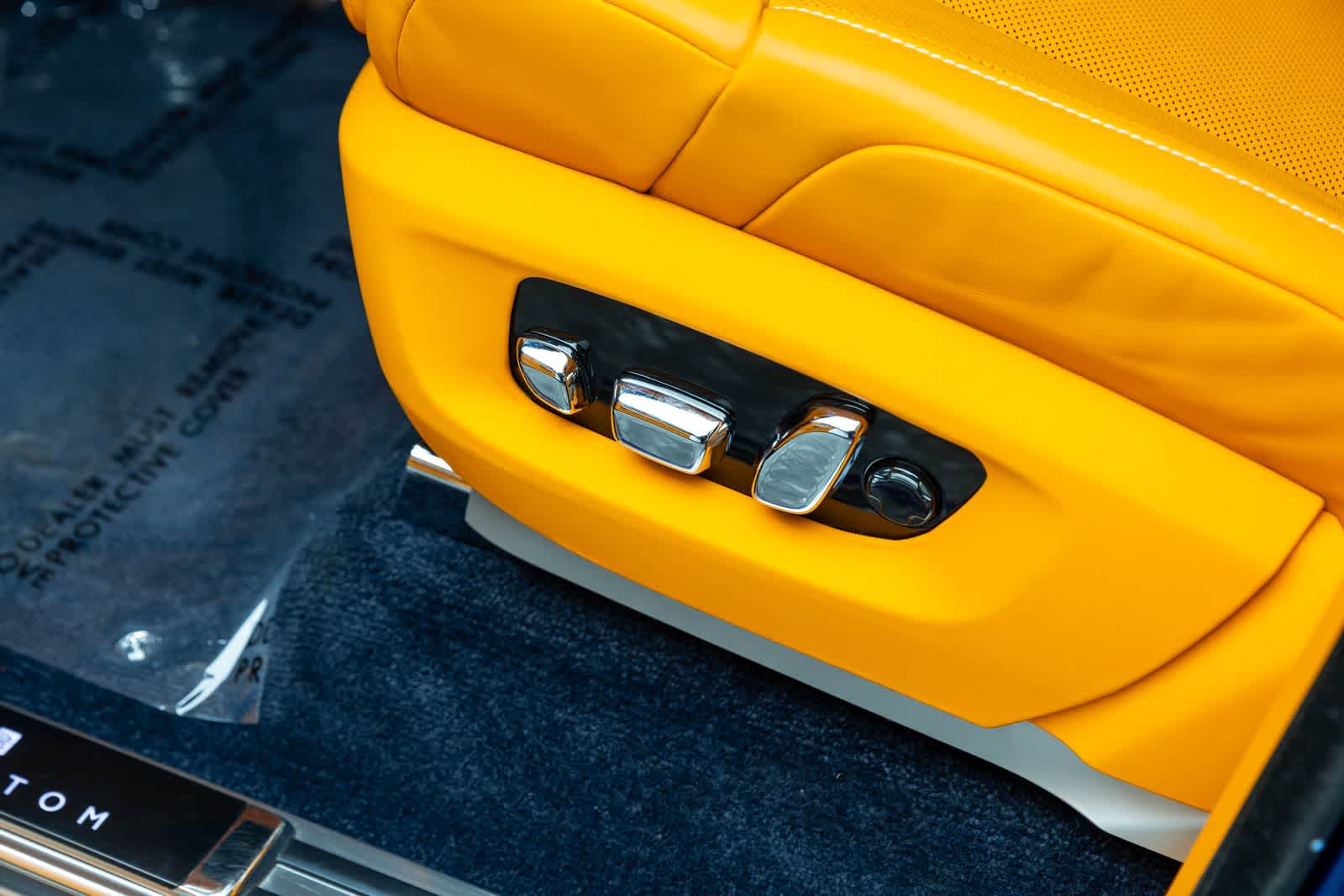 2023 Rolls-Royce Phantom Sedan