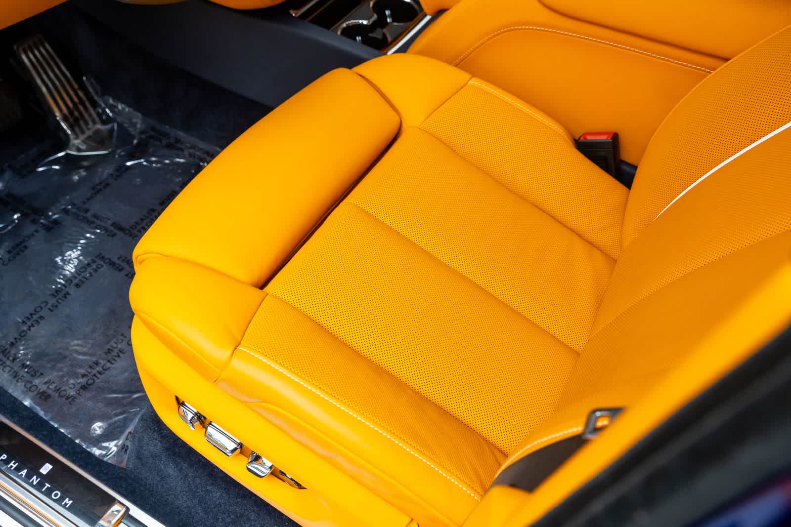 2023 Rolls-Royce Phantom Sedan