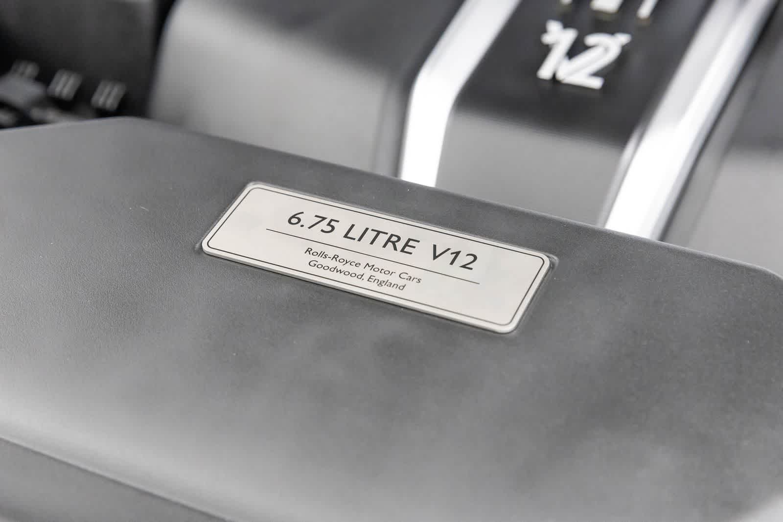 2023 Rolls-Royce Phantom Sedan