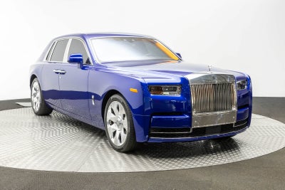 2023 Rolls-Royce Phantom Sedan