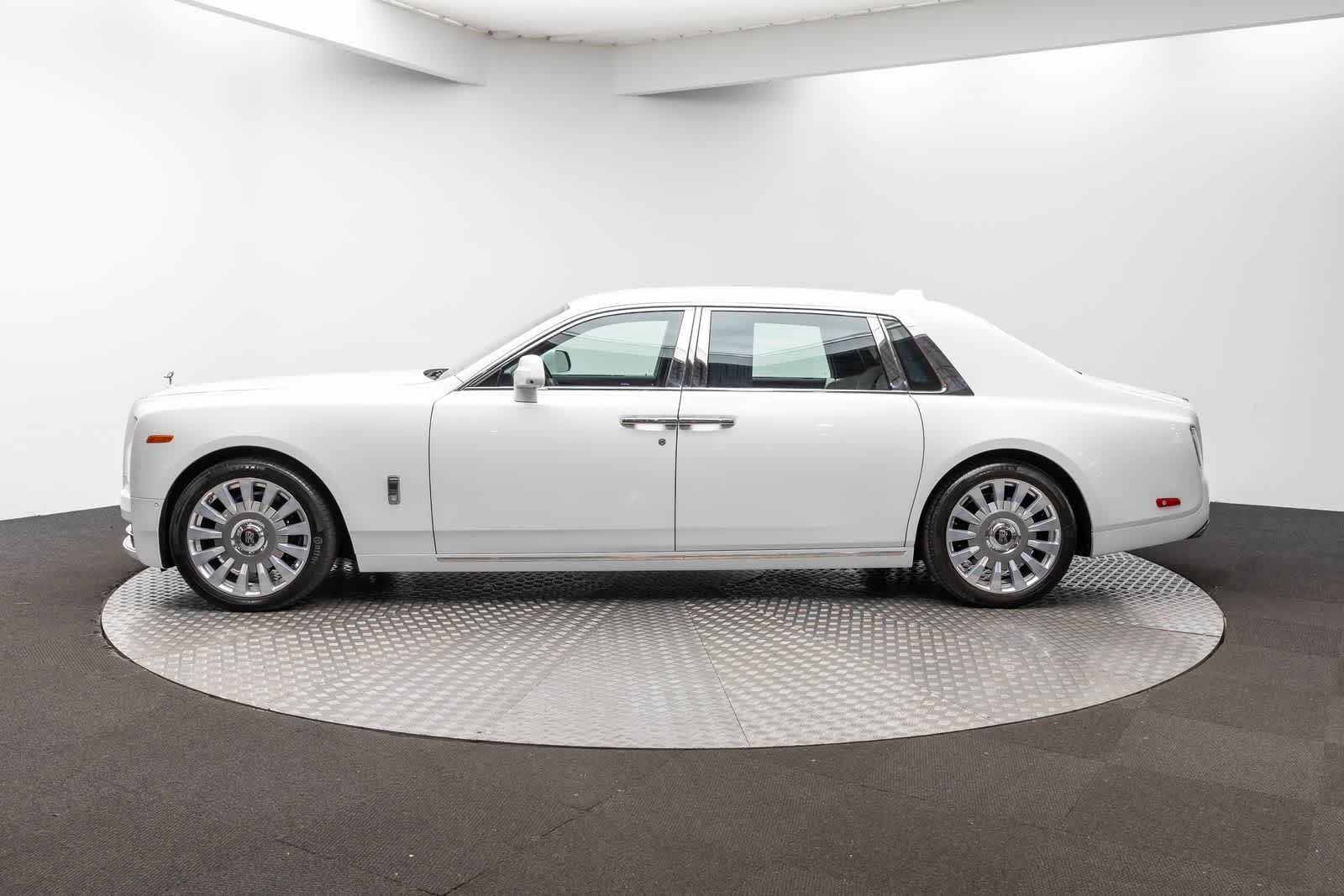 2020 Rolls-Royce Phantom Extended Wheelbase Sedan