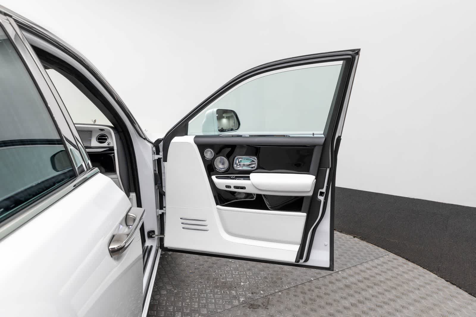 2020 Rolls-Royce Phantom Extended Wheelbase Sedan