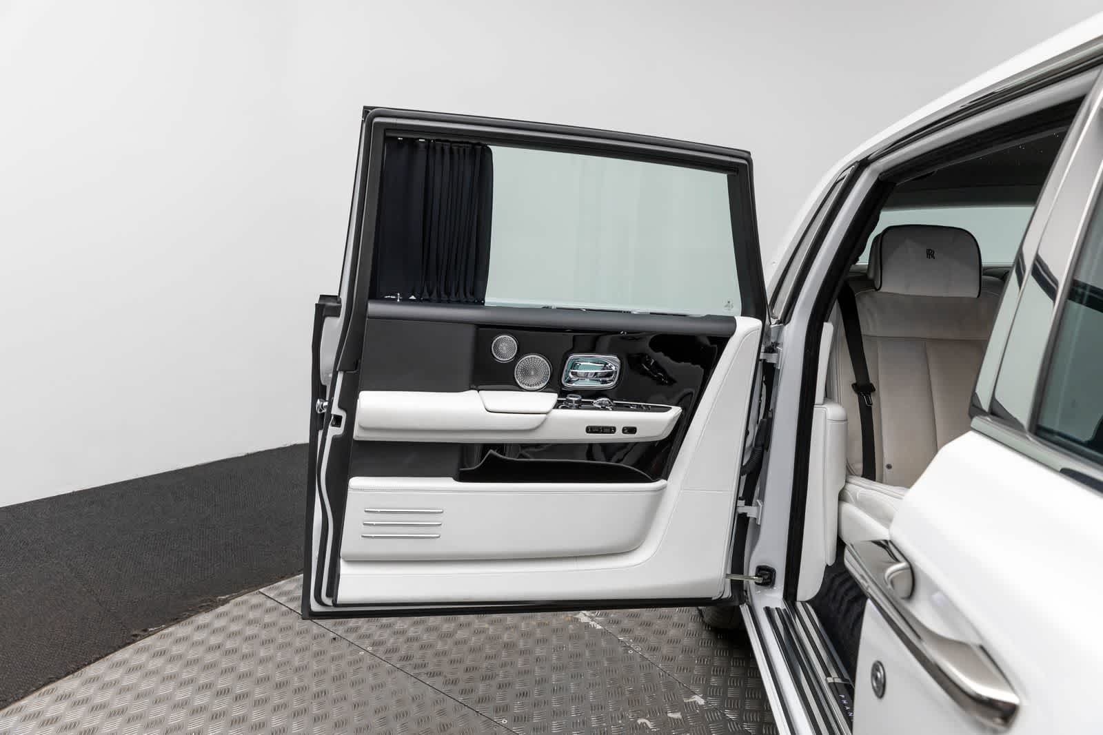 2020 Rolls-Royce Phantom Extended Wheelbase Sedan