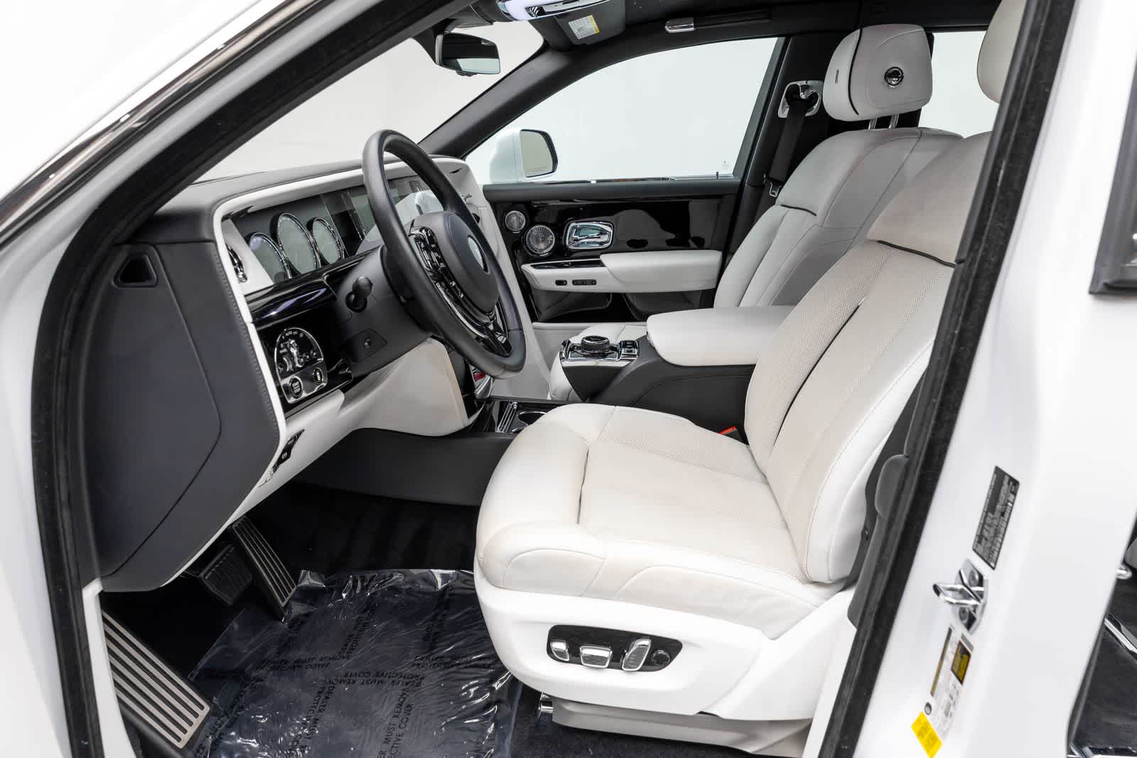2020 Rolls-Royce Phantom Extended Wheelbase Sedan