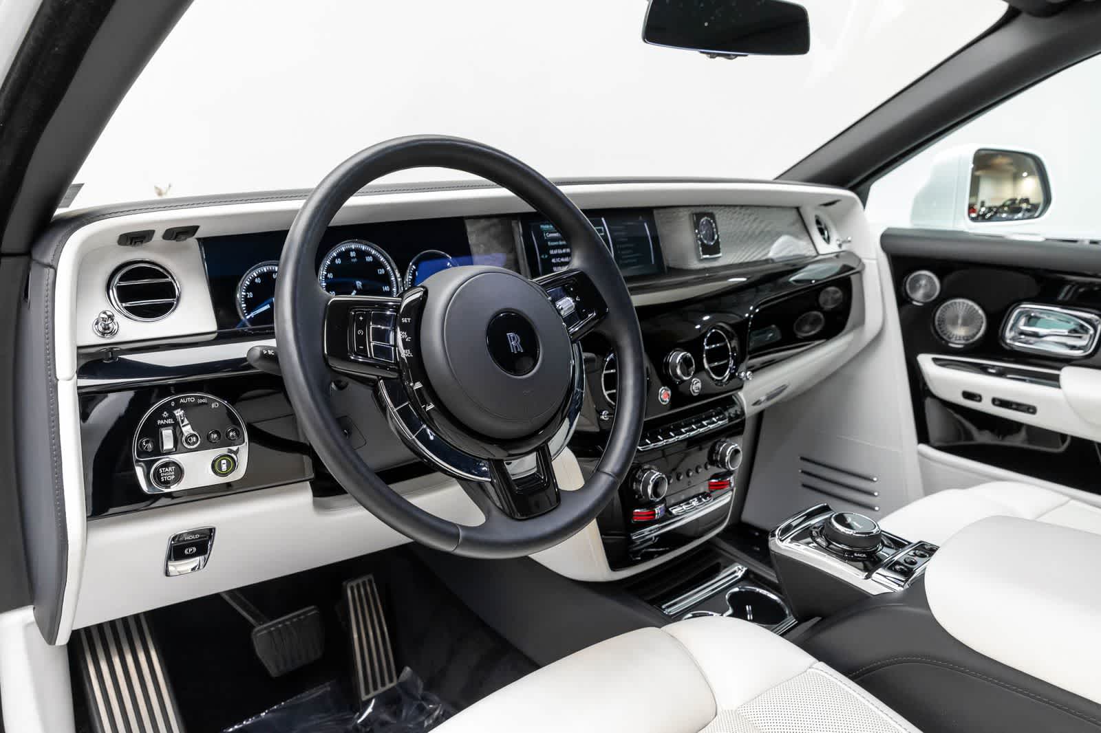 2020 Rolls-Royce Phantom Extended Wheelbase Sedan