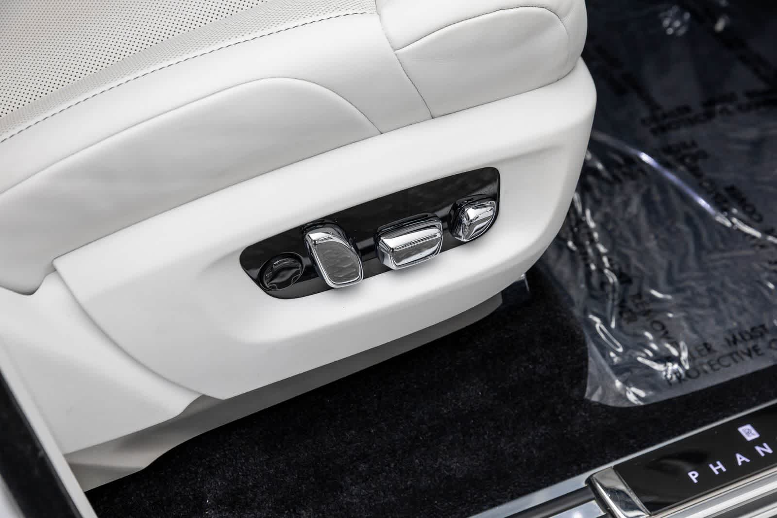 2020 Rolls-Royce Phantom Extended Wheelbase Sedan