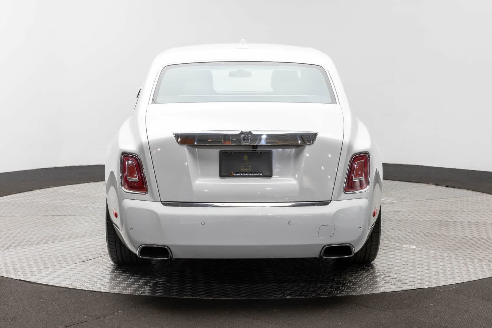 2020 Rolls-Royce Phantom Extended Wheelbase Sedan