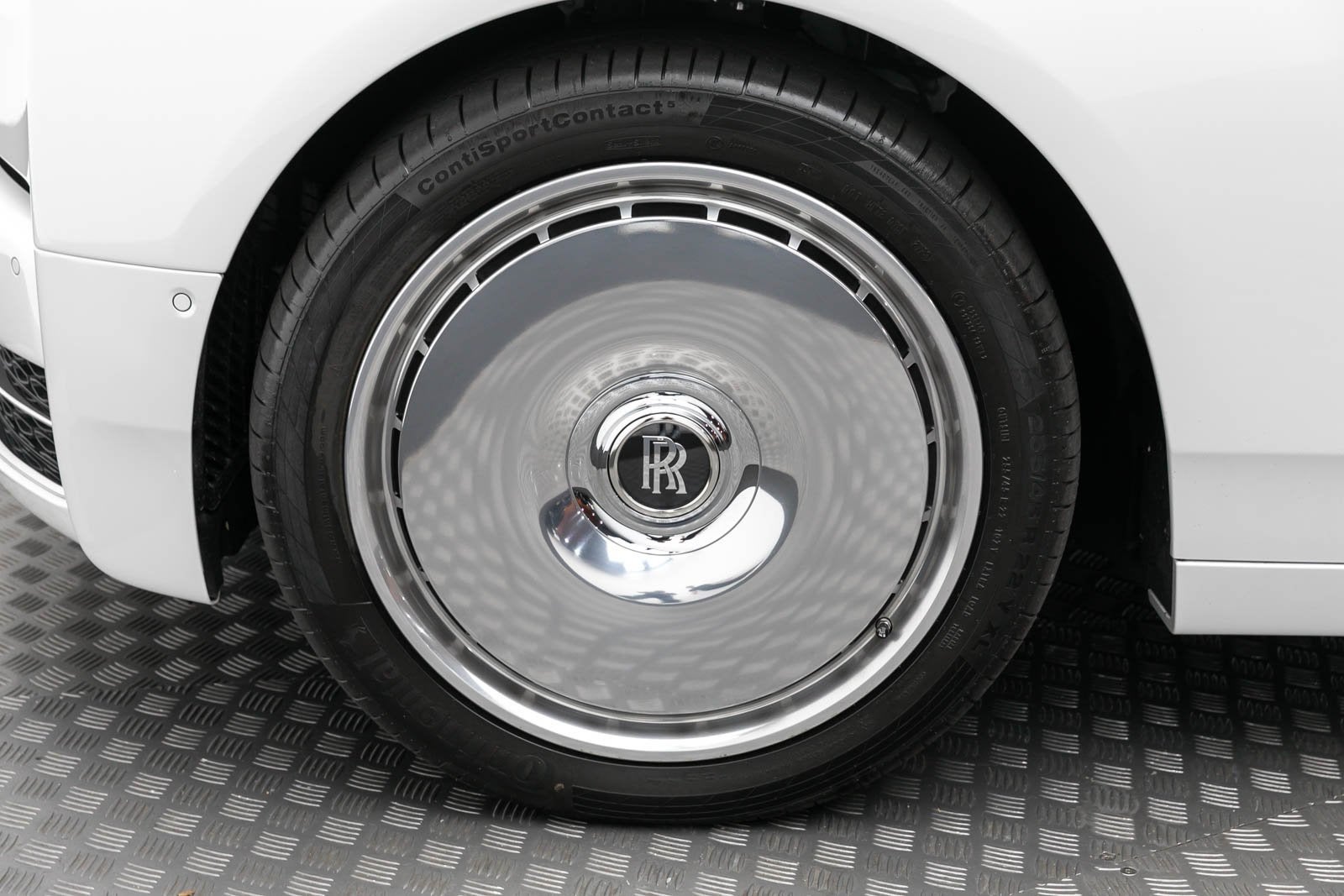 2024 Rolls-Royce Phantom Plantino