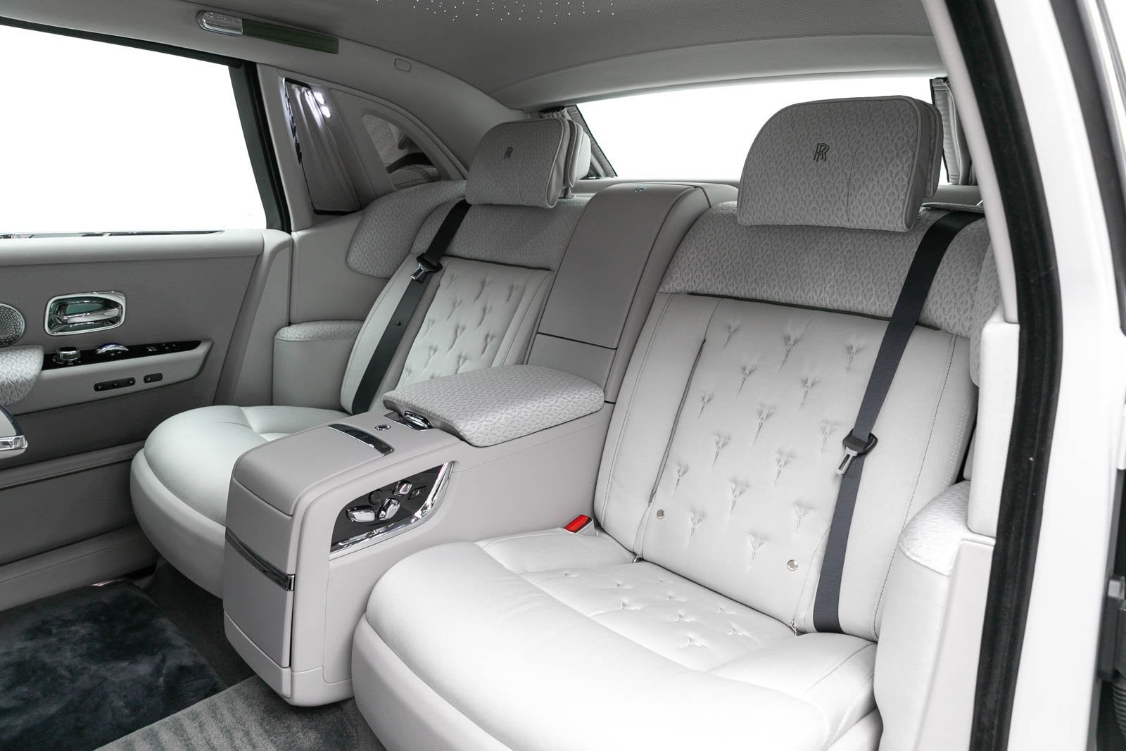 2024 Rolls-Royce Phantom Plantino