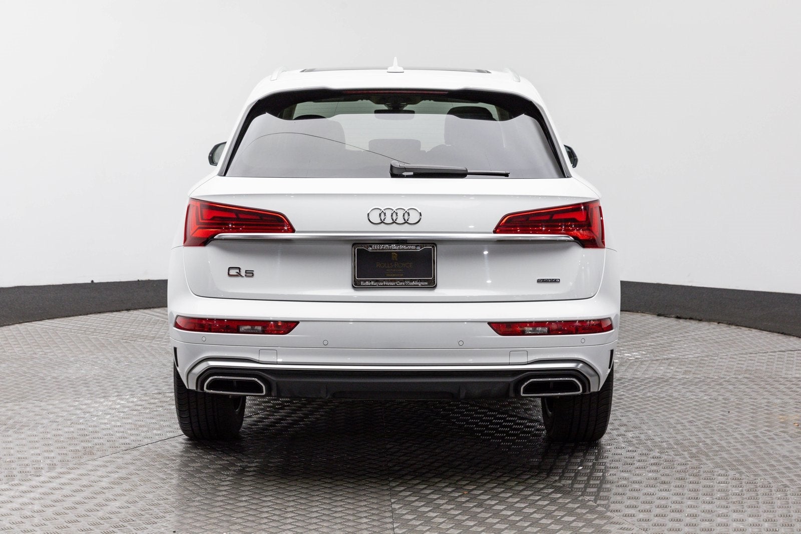 2024 Audi Q5 S line Premium Plus