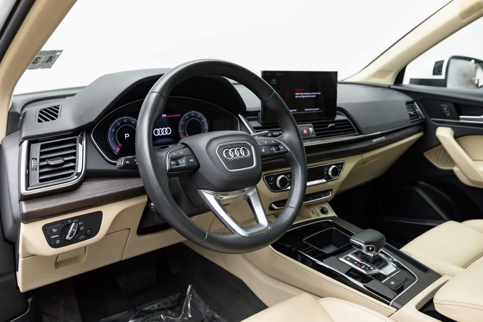 2024 Audi Q5 S line Premium Plus