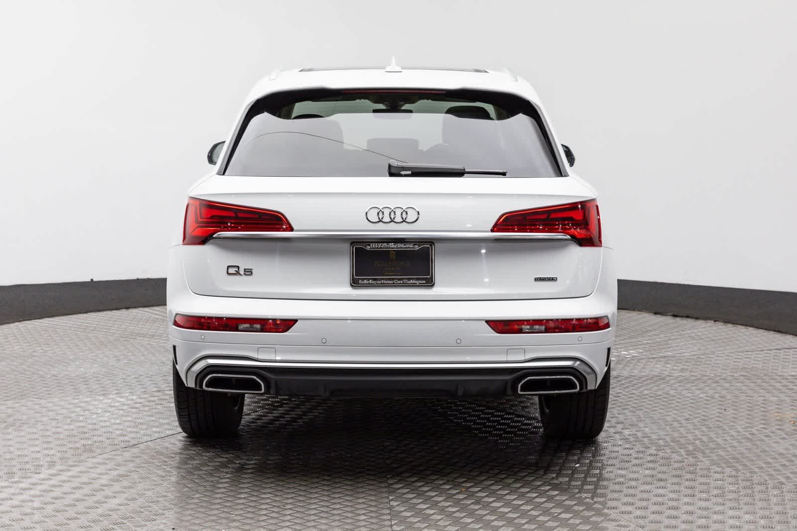 2024 Audi Q5 S line Premium Plus