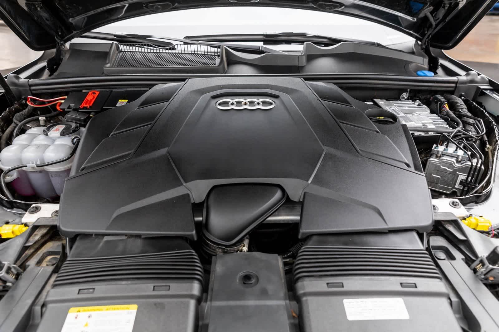 2025 Audi Q7 Premium Plus