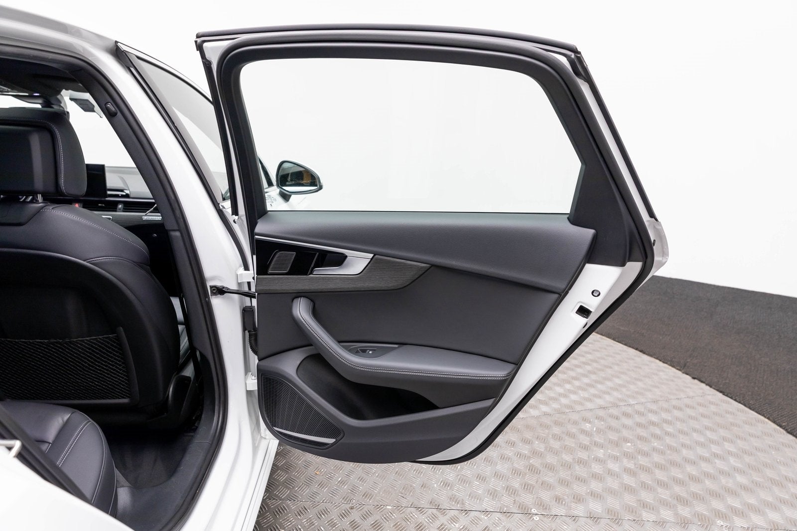 2024 Audi A4 S line Premium Plus