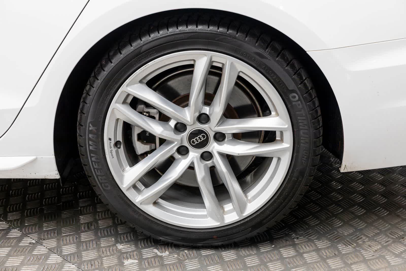 2024 Audi A4 S line Premium Plus