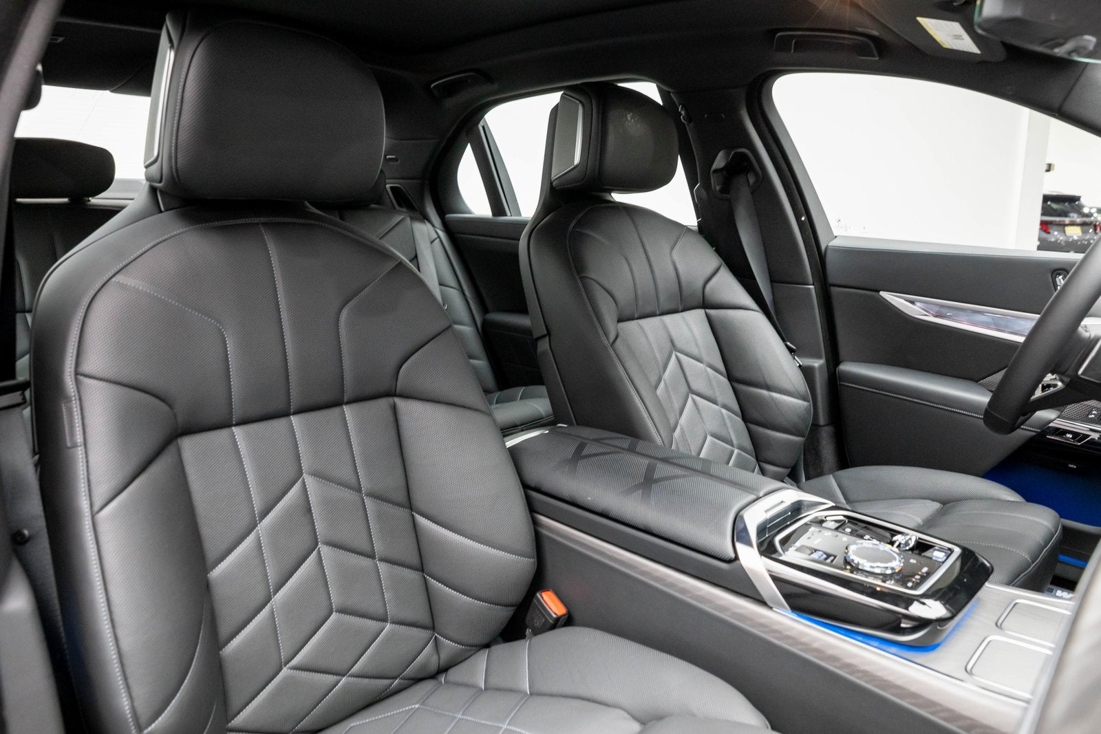 2024 BMW 7 Series 760i xDrive