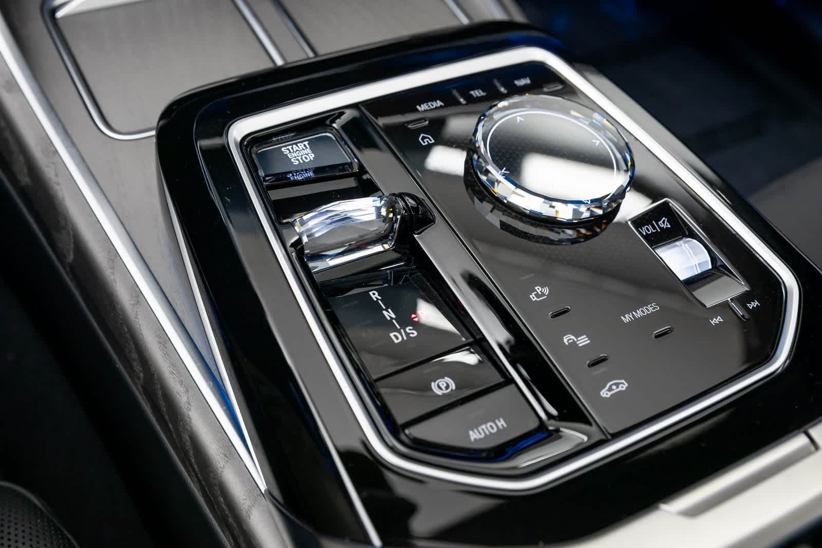 2024 BMW 7 Series 760i xDrive