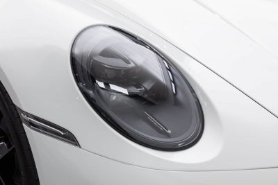 2025 Porsche 911 Carrera 4 GTS