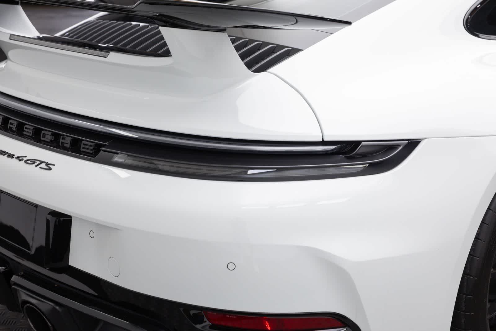 2025 Porsche 911 Carrera 4 GTS