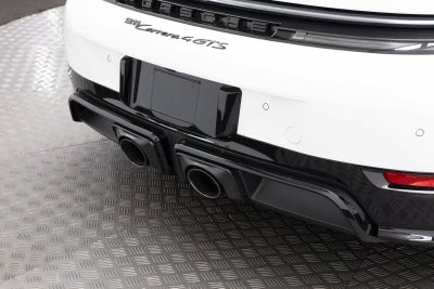 2025 Porsche 911 Carrera 4 GTS