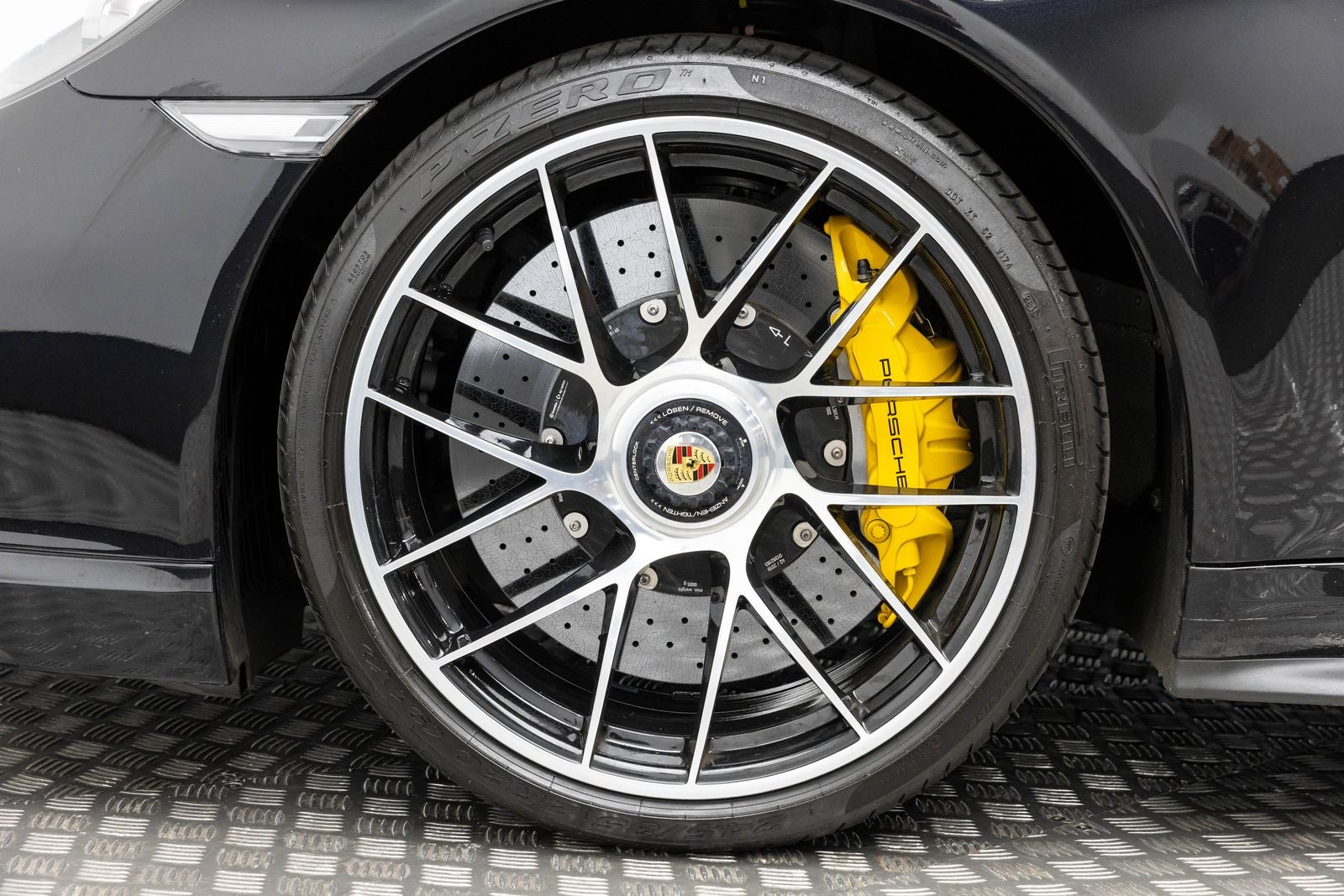 2019 Porsche 911 Turbo S