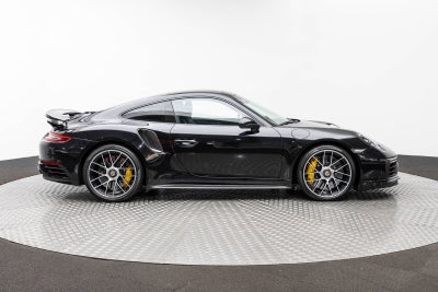 2019 Porsche 911 Turbo S