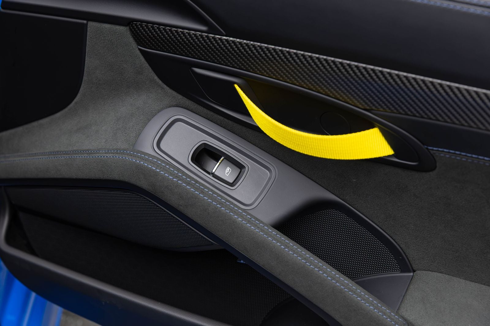 2025 Porsche 718 Cayman GT4 RS