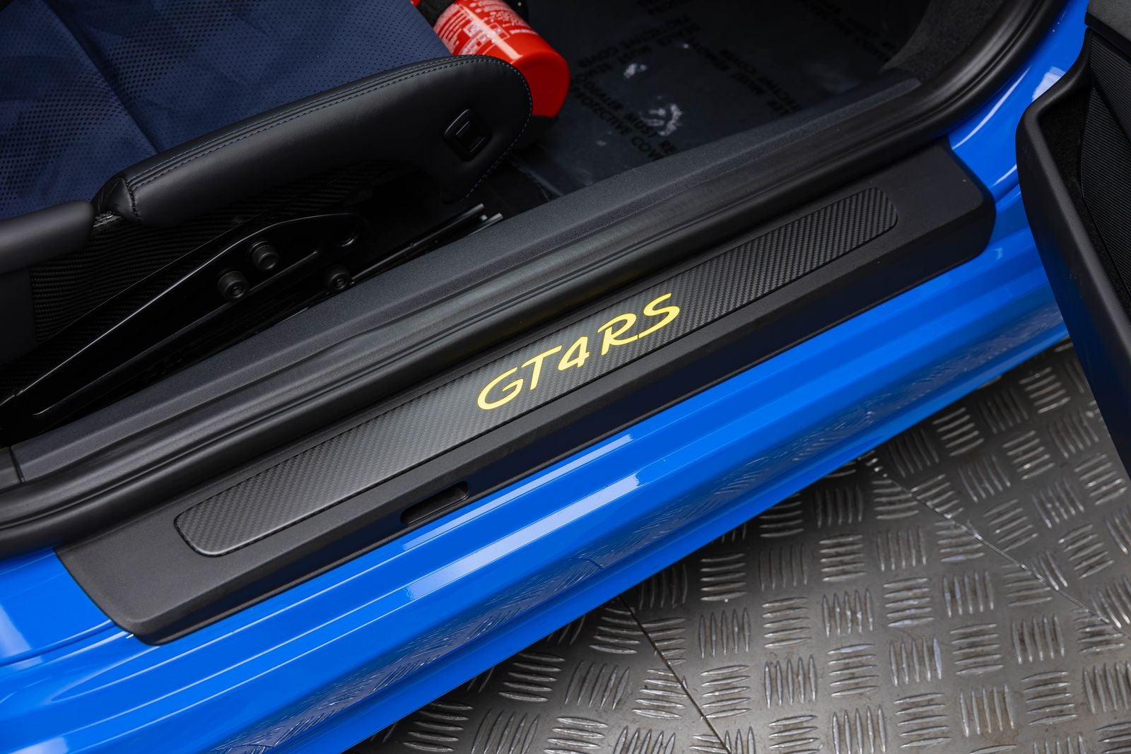 2025 Porsche 718 Cayman GT4 RS