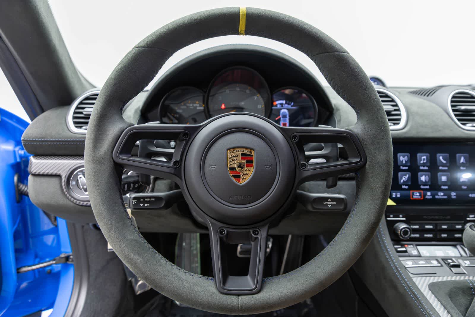 2025 Porsche 718 Cayman GT4 RS