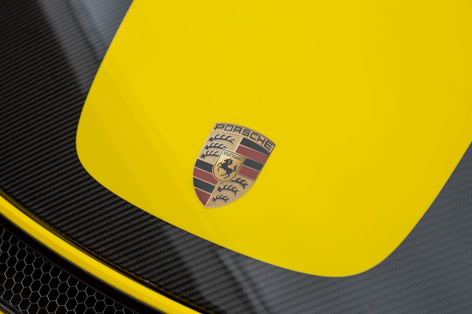 2024 Porsche 718 Cayman GT4 RS