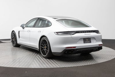 2023 Porsche Panamera 4