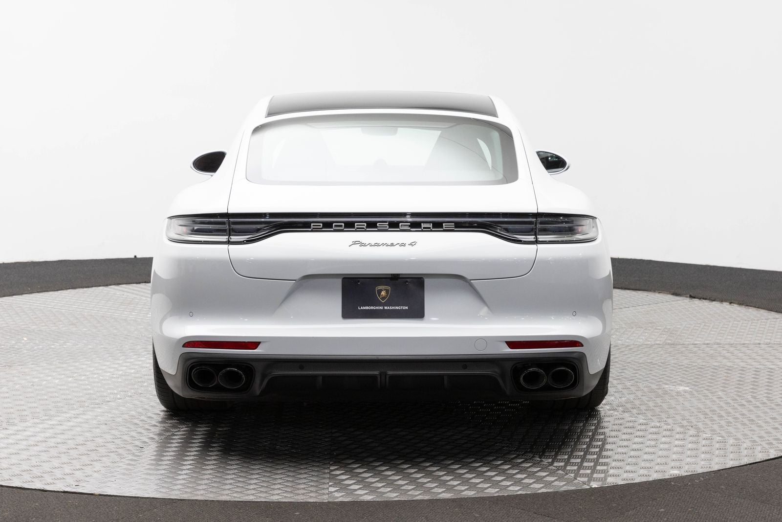 2023 Porsche Panamera 4